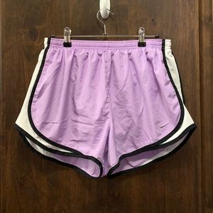 Nike Tempo shorts in lavender